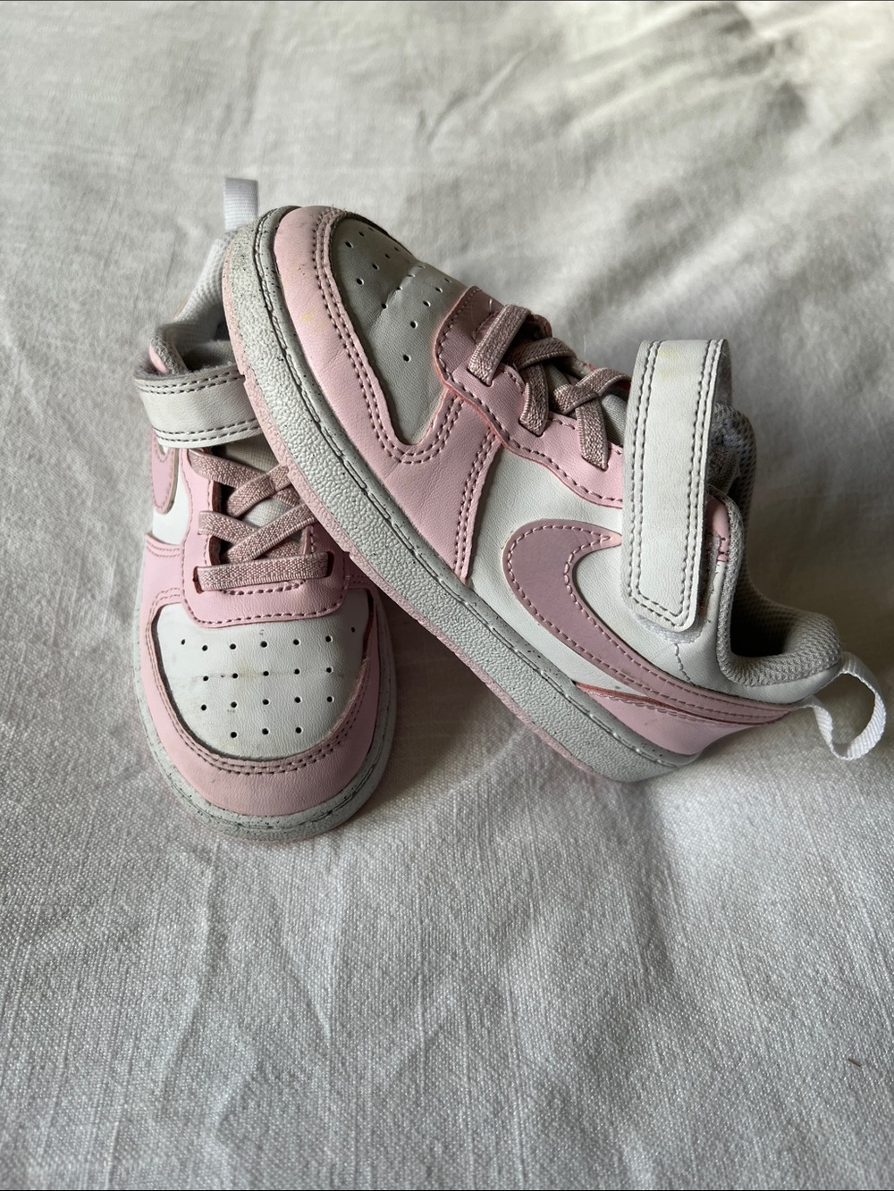 Nike Toddler Pink and White Low-Top Sneakers Size 9C